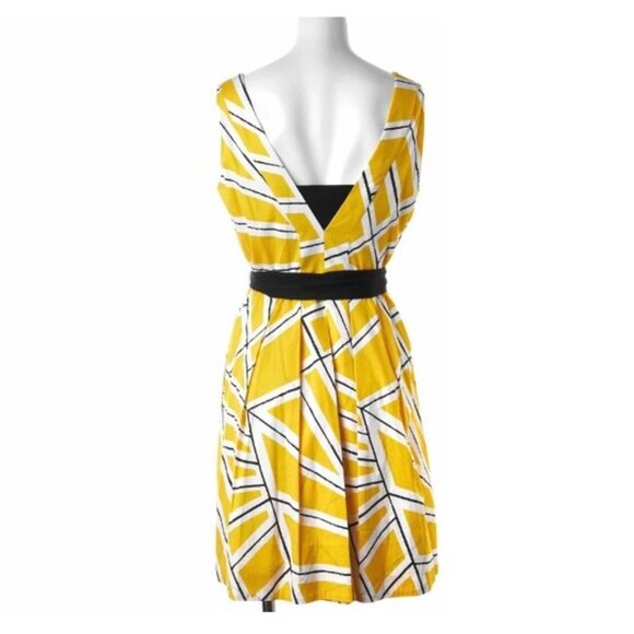 Diane Von Furstenberg Dress 8 Printed Cocktail Summer Vacation Yellow Black - Picture 1 of 2
